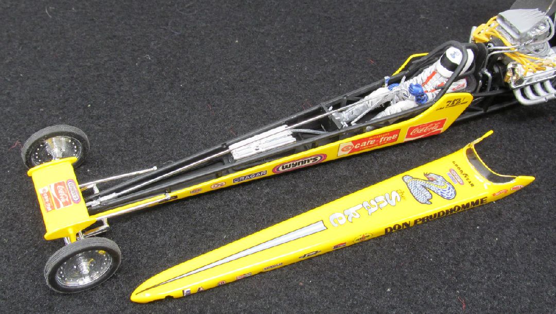 Atlantis 1/24 Don Prudhomme Snake Rear Engine Dragster