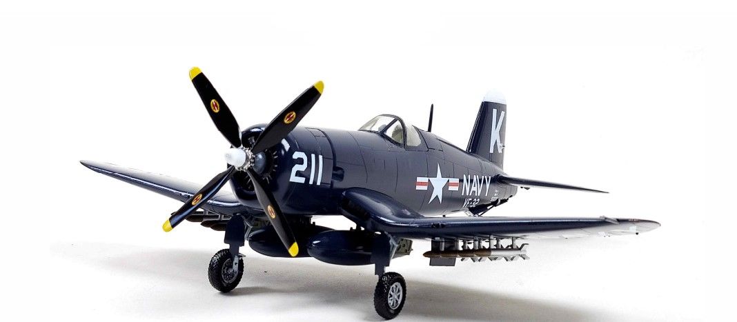 Academy 1/48 USN F4U-4 "Battle of Jangjin Reservoir"