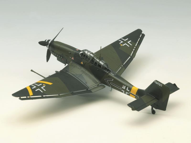 Academy 1/72 JU87G-2 STUKA "KANONEN VOGEL" - Click Image to Close