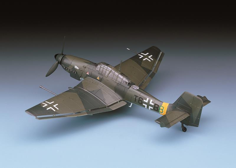 Academy 1/72 JU-87G STUKA "TANK BUSTER"