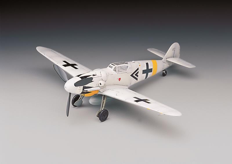 Academy 1/72 MESSERSCHMITT Bf109G-14 - Click Image to Close