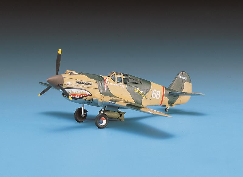 Academy 1/72 P-40B - Click Image to Close