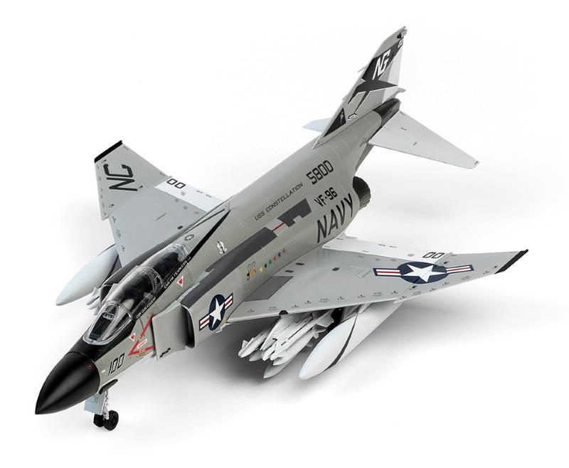 Academy 1/72 F-4J - Click Image to Close