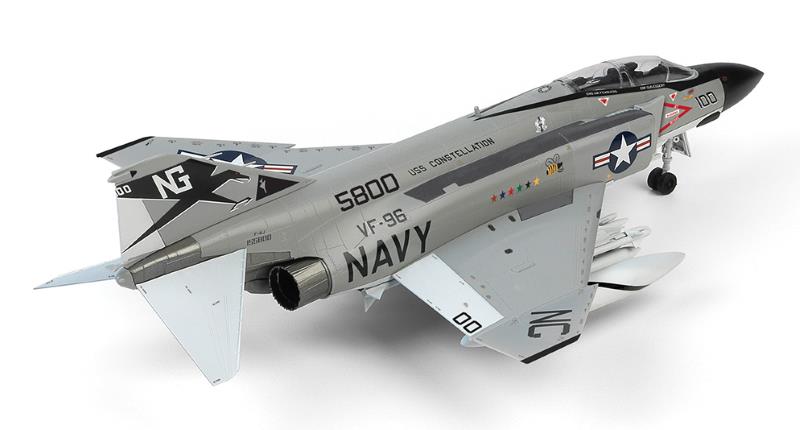 Academy 1/72 F-4J - Click Image to Close