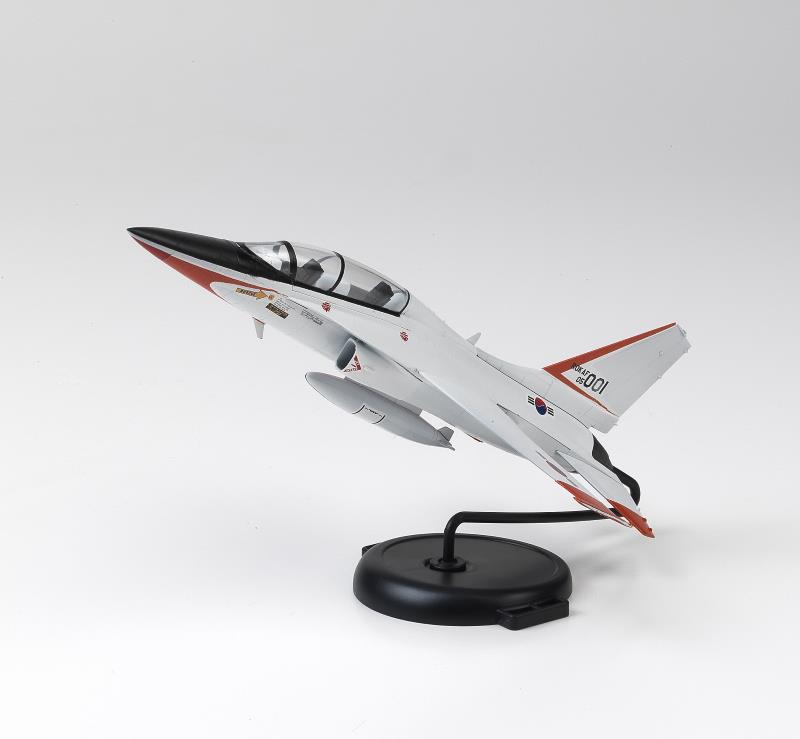 Academy 1/72 ROKAF T-50 ADVANCED TRAINER