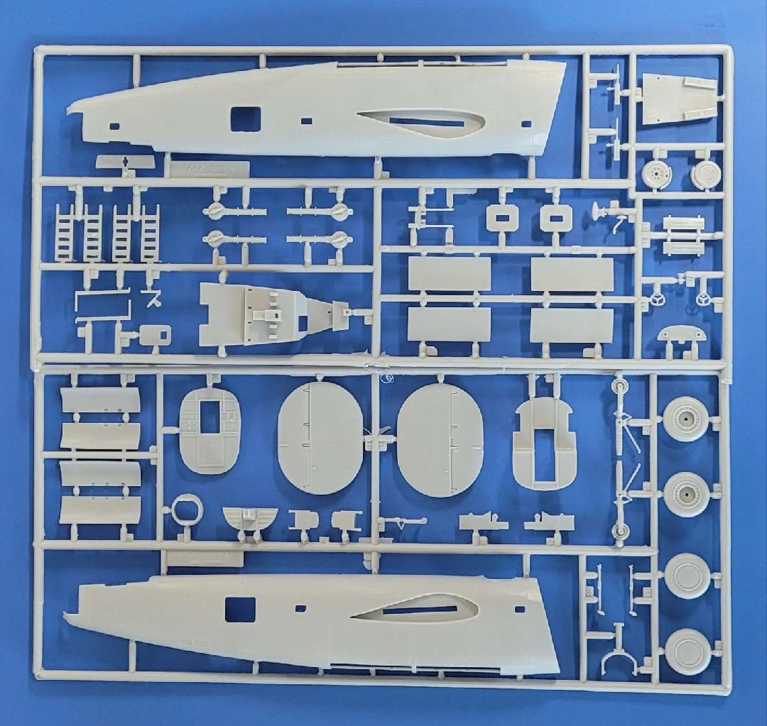 Academy 1/72 USAAF B-24H Liberator "Zodiac"