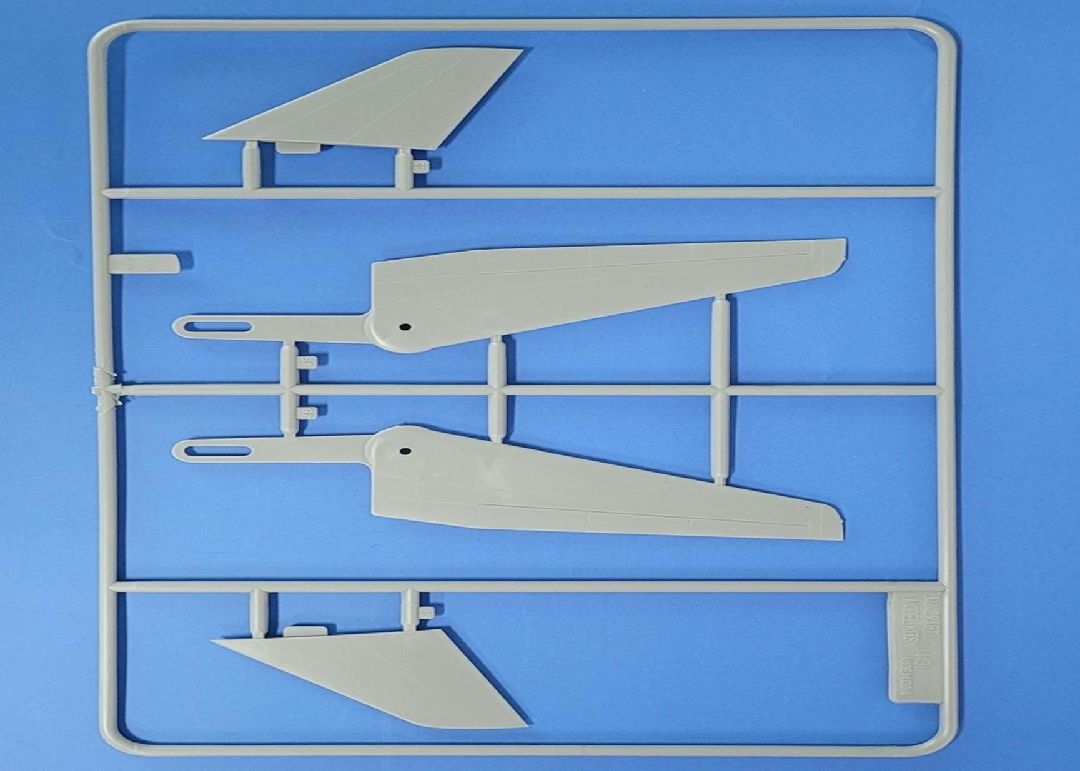 Academy 1/144 Russian Air Force Tu-22M3 Backfire C - Click Image to Close