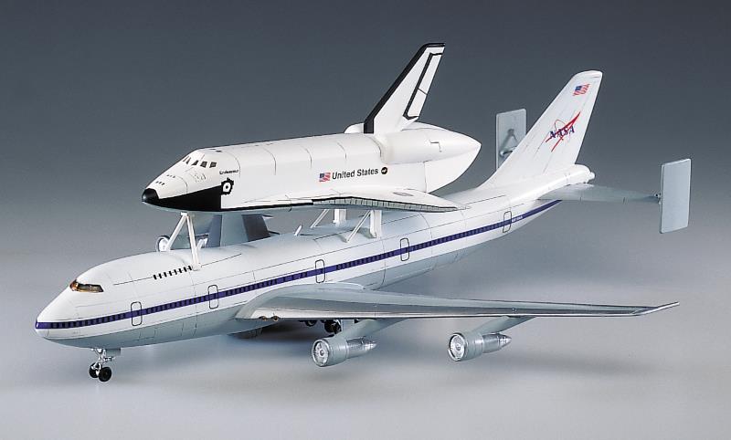 Academy 1/288 SHUTTLE & 747 CARRIER - Click Image to Close