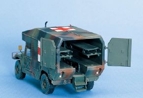 Academy 1/35 M997 Maxi Ambulance