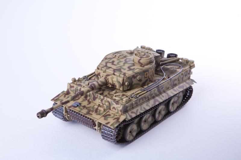 Academy 1/35 German Tiger-I Ver. EARLY "Operation Citadel" - Click Image to Close