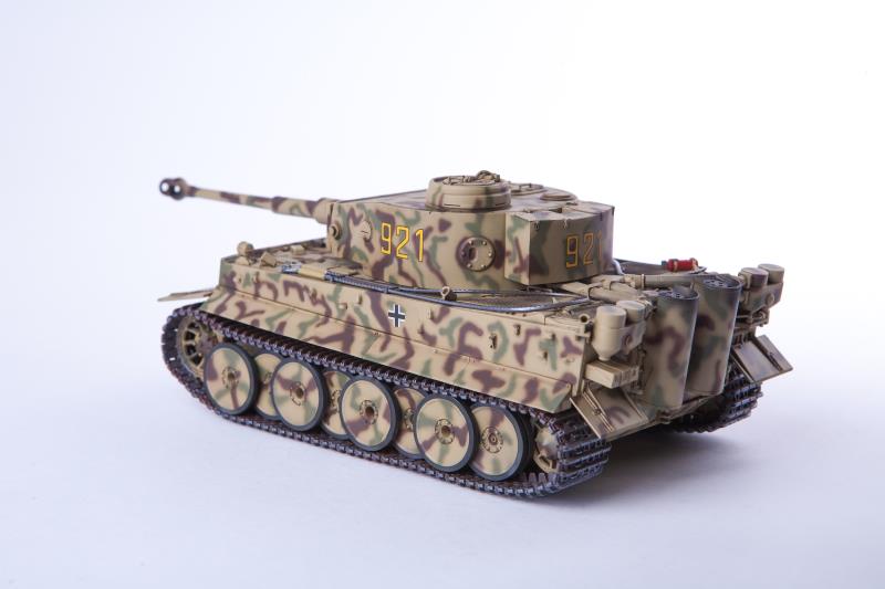 Academy 1/35 German Tiger-I Ver. EARLY "Operation Citadel"