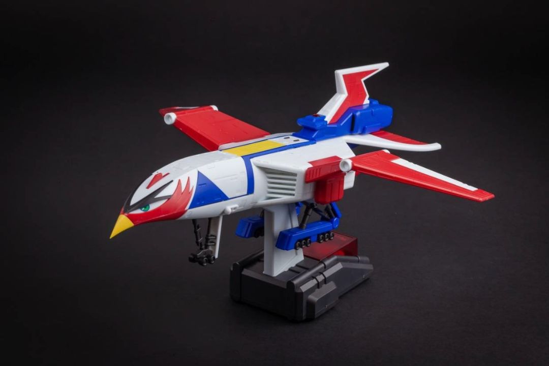 Academy Gatchaman II "New God Phoenix" Model Kit