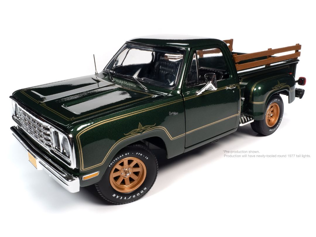 American Muscle 1/18 1977 Dodge Pick up Step Side Warlock - Medium Green Sunfire Poly