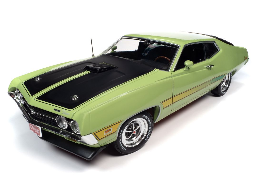 American Muscle 1/18 1971 Ford Torino Cobra - Grabber Lime - Click Image to Close