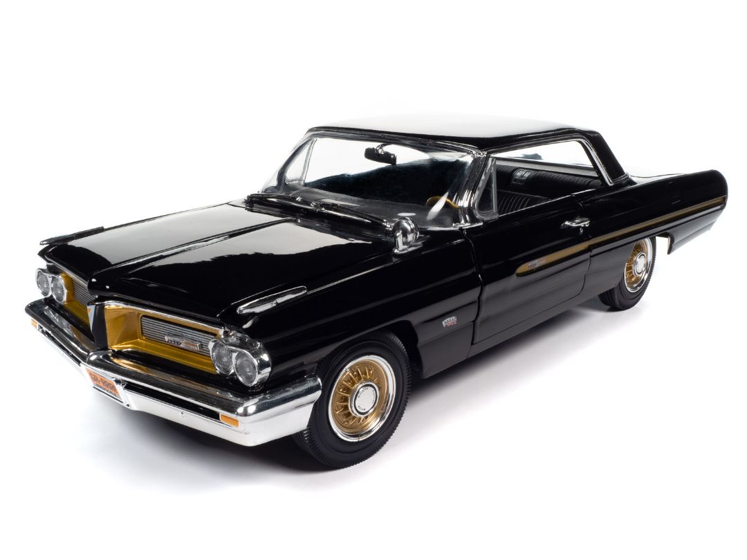 American Muscle 1/18 1962 Pontiac Grand Prix Hardtop - Black