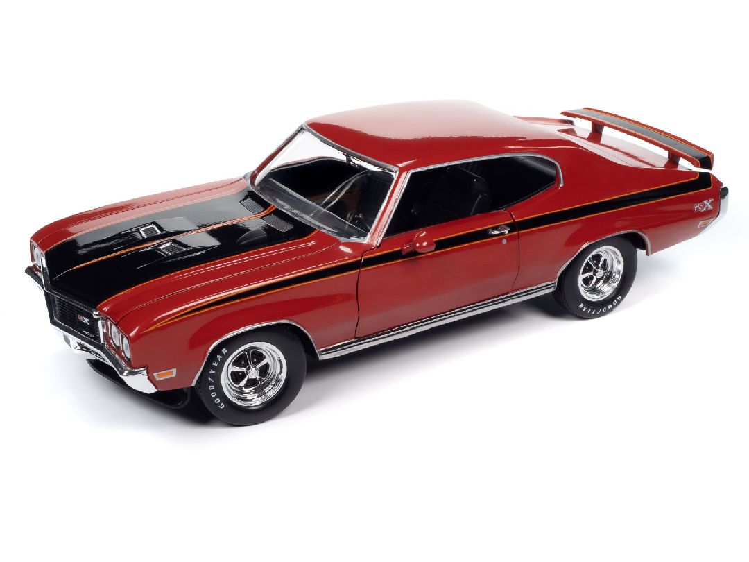 American Muscle 1/18 1972 Buick GSX (Class of 1972 & MCACN) - Click Image to Close