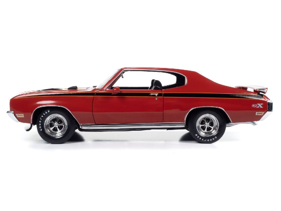 American Muscle 1/18 1972 Buick GSX (Class of 1972 & MCACN) - Click Image to Close