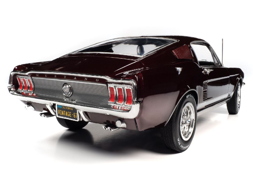 American Muscle 1/18 1967 Ford Mustang 2+2 GT - Vintage Burgundy - Click Image to Close