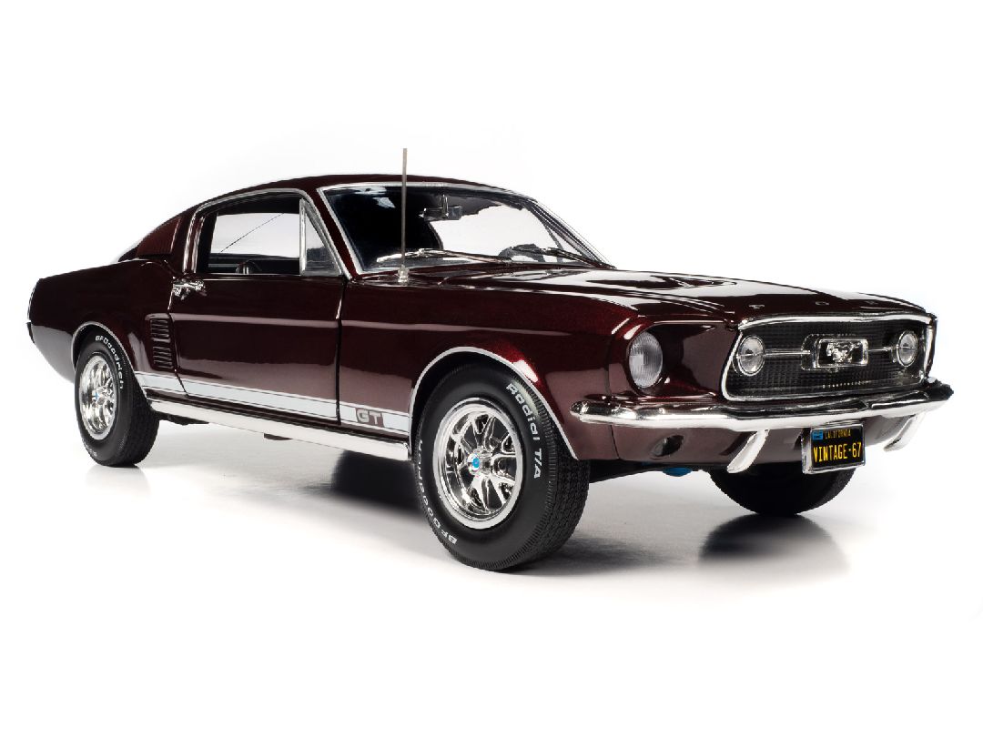 American Muscle 1/18 1967 Ford Mustang 2+2 GT - Vintage Burgundy