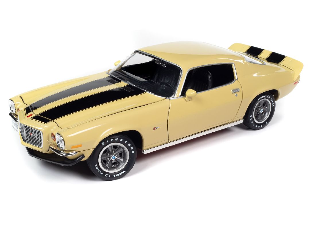 American Muscle 1/18 1972 Chevrolet Camaro Z/28 RS -Cream Yellow - Click Image to Close
