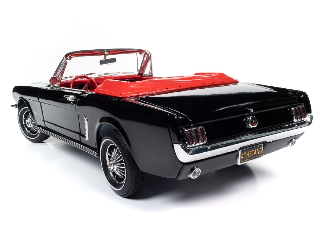 American Muscle 1/18 1964 .5 Ford Mustang Convertible- Raven Blk - Click Image to Close