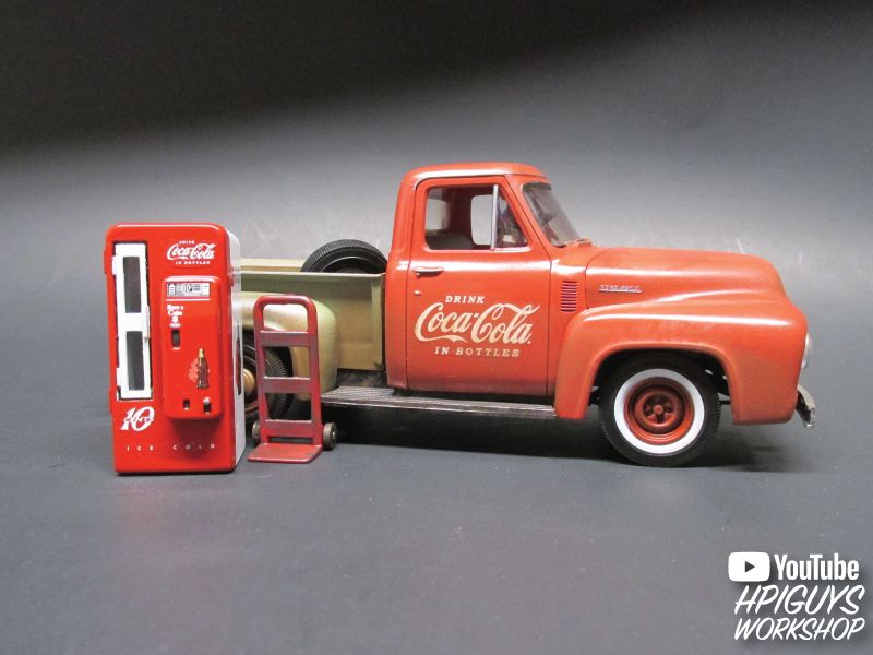 AMT 1953 Ford Pickup (Coca-Cola) 1/25 Model Kit (Level 3) - Click Image to Close