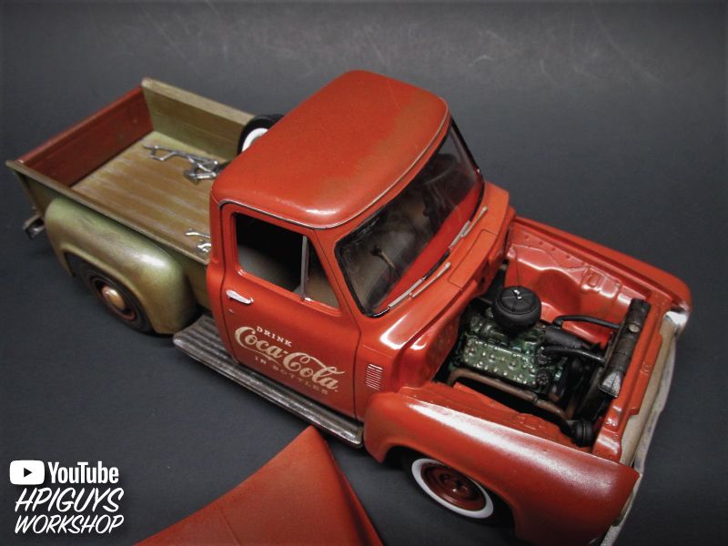 AMT 1953 Ford Pickup (Coca-Cola) 1/25 Model Kit (Level 3)