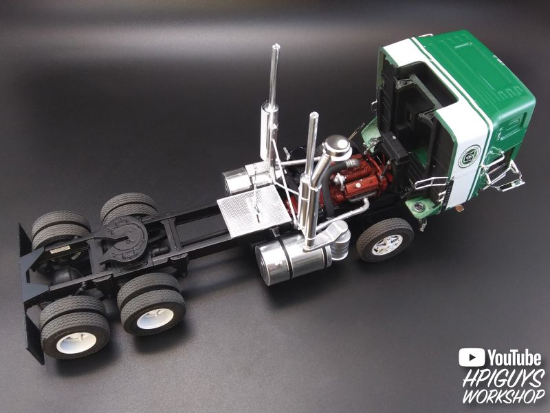 AMT International Transtar CO-4070A Semi Tractor 1/25 Model Kit - Click Image to Close