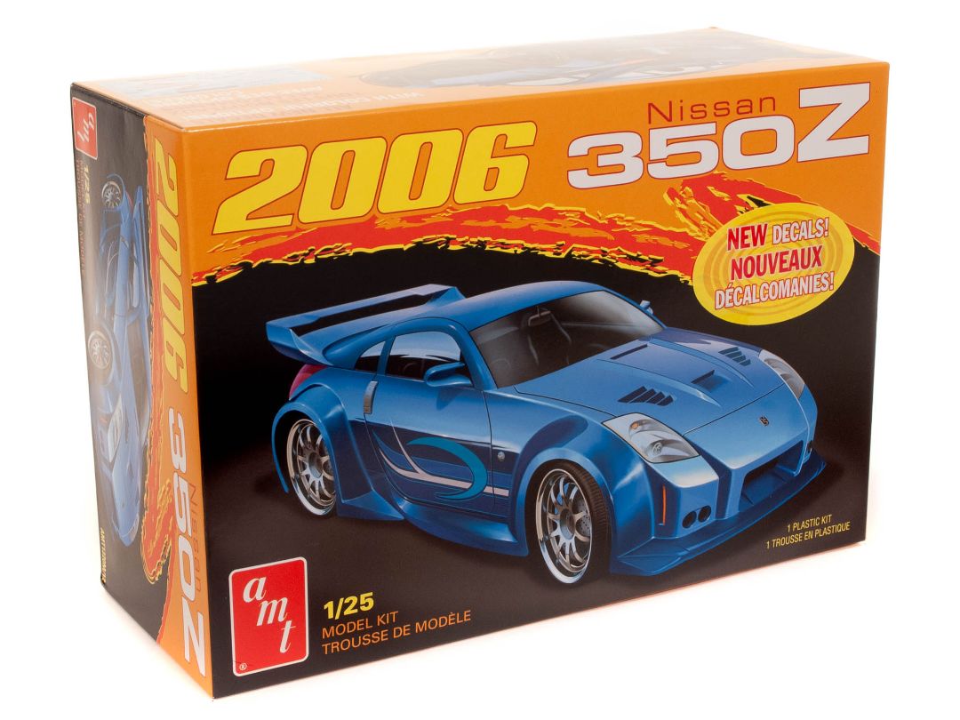 AMT 2006 Nissan 350Z 2T 1/25 Model Kit (Level 2) - Click Image to Close