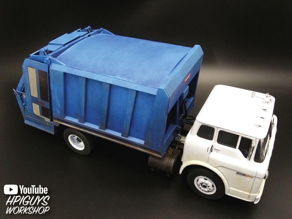 AMT Ford C-900 Gar Wood Load Packer Garbage Truck 1/25 Model Kit - Click Image to Close