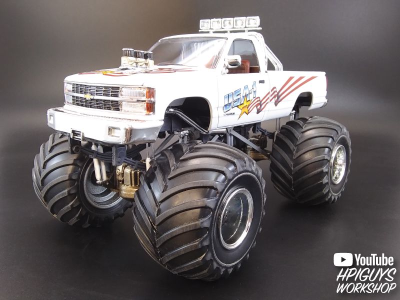 AMT USA-1 Chevy Silverado Monster Truck 1/25 Model Kit (Level 2)