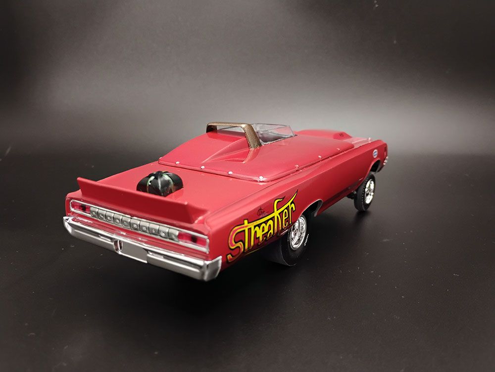 AMT 1964 Olds F-85 AWB Funny Car "Streaker" 1/25 (Level 2)