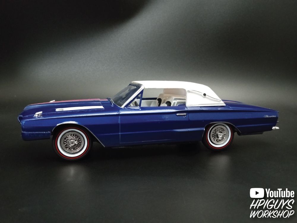 AMT 1966 Ford Thunderbird Hardtop/Convertible 1/25 Model Kit