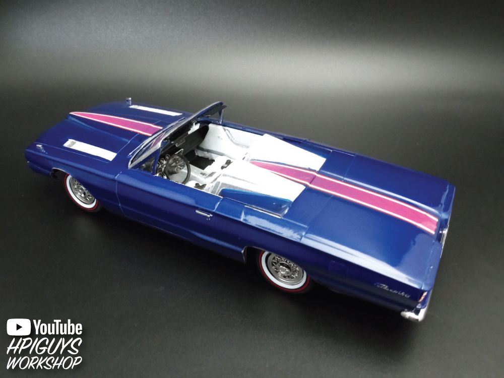 AMT 1966 Ford Thunderbird Hardtop/Convertible 1/25 Model Kit - Click Image to Close