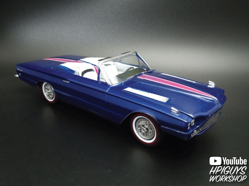 AMT 1966 Ford Thunderbird Hardtop/Convertible 1/25 Model Kit - Click Image to Close