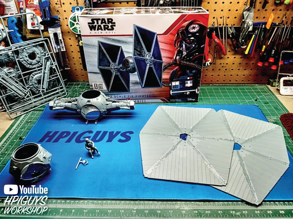 AMT 1/32 Star Wars: A New Hope TIE Fighter Model Kit (Level 2)