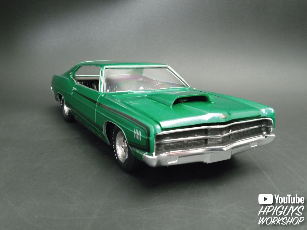 AMT 1/25 1969 Ford Galaxie Hardtop