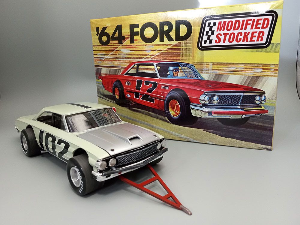 AMT 1/25 1964 Ford Galaxie Modified Stocker - Click Image to Close