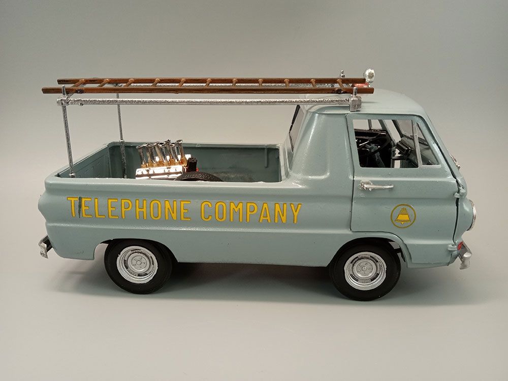 AMT 1/25 1966 Dodge A100 Pickup "Touch Tone Terror"