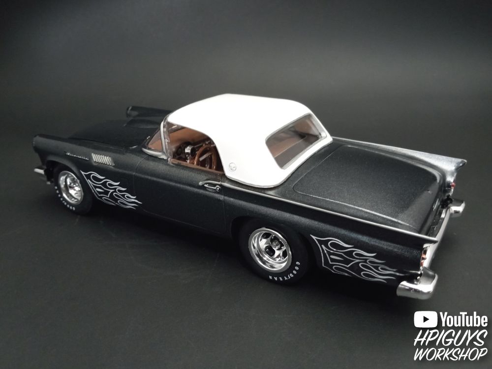 AMT 1/25 1957 Ford Thunderbird - Click Image to Close