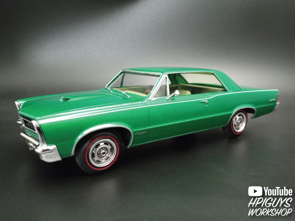 AMT 1/25 1965 Pontiac GTO Hardtop Craftsman Plus Model (Level 2) - Click Image to Close