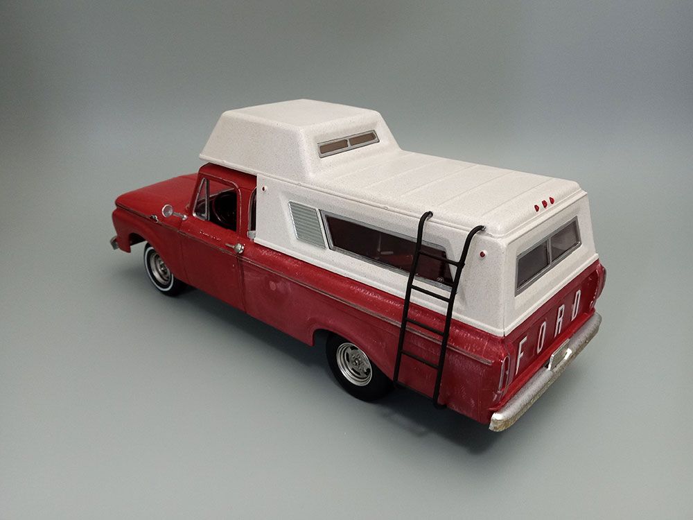 AMT 1/25 1963 Ford F100 Camper Pickup NEW TOOLING - Click Image to Close