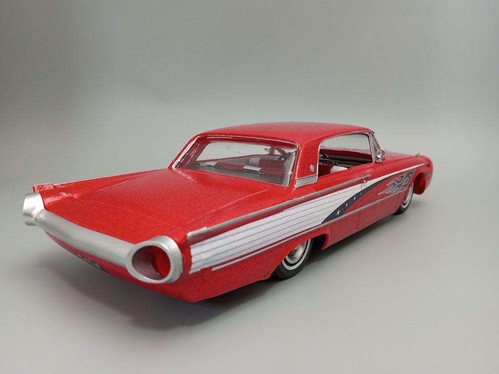 AMT 1/25 1961 Ford Galaxie Hardtop - Click Image to Close