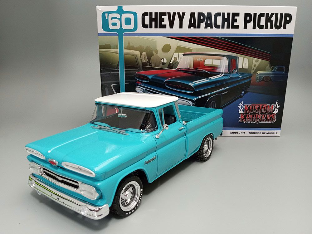 AMT 1/25 1960 Chevy Apache Pickup Street Machine (Level 2)