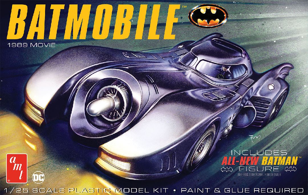 AMT 1/25 1989 Batmobile w/Seated Batman Figure (Level 2)