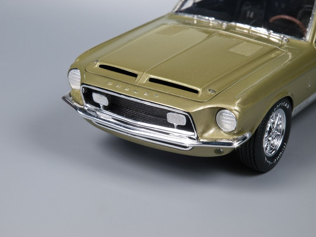 AMT 1968 Shelby GT-500 1/25 Model Kit (Level 3) - Click Image to Close