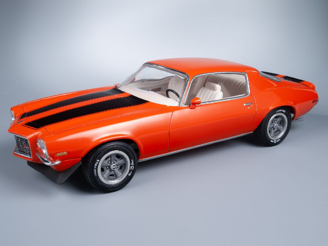AMT 1970 1/2 Chevy Camaro Z/28 1/25 Model Kit (Level 2) - Click Image to Close