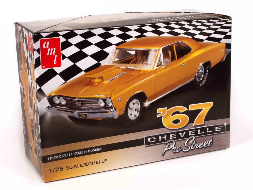 AMT 1967 Chevy Chevelle Pro Street 1/25 Model Kit (Level 2) - Click Image to Close