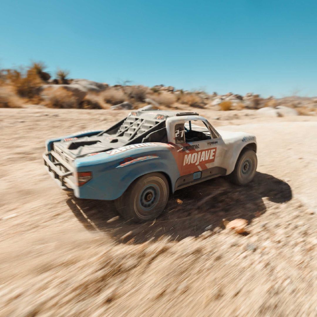 Arrma 1/16 MOJAVE GROM BLX 4x4 Desert Truck RTR - White