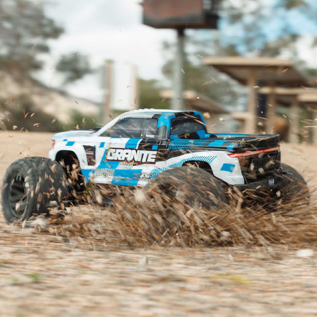 Arrma 1/10 GRANITE 4x4 Monster Truck RTR - Blue - Click Image to Close